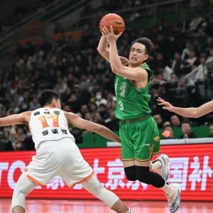 kaiyun-CBA男篮动态更新！辽宁男篮vs江苏男篮，赛前带来辽宁男篮赵继伟、莱迪、李晓旭以及江苏男篮庞峥麟最新消息